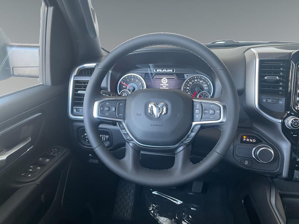2026 RAM 1500 BIG HORN/LONE STAR thumbnail 12