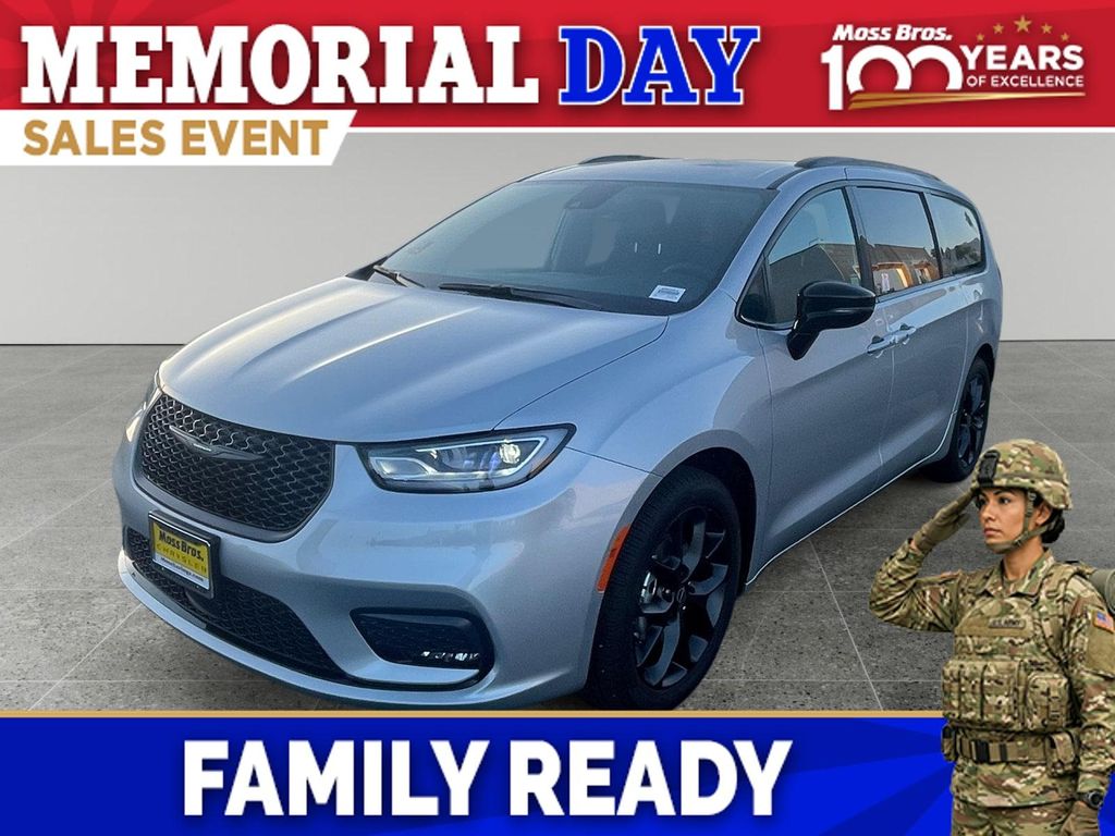 New 2026 Chrysler Pacifica L