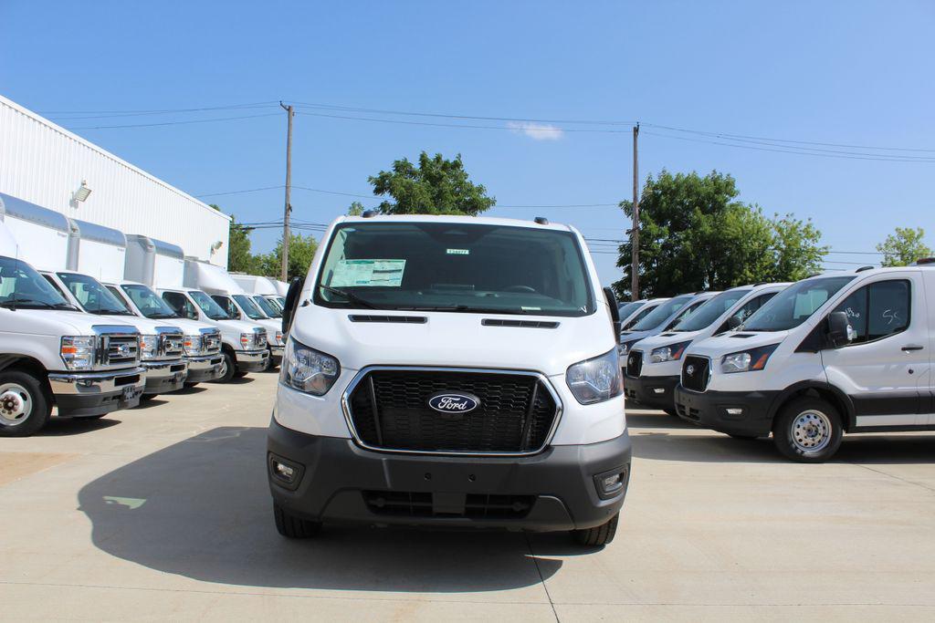 صورة 1 لـ 2026 FORD TRANSIT-350 BASE