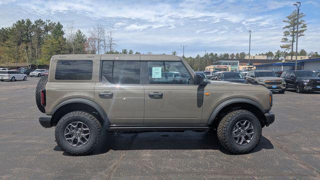 FORD BRONCO BADLANDS - 8