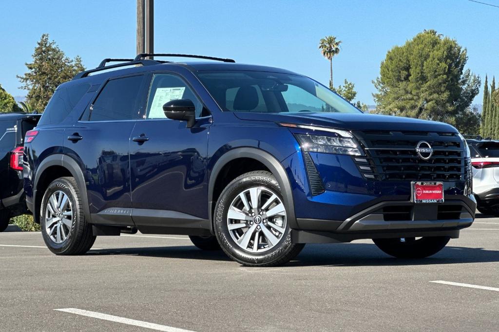 New 2026 Nissan Pathfinder SL