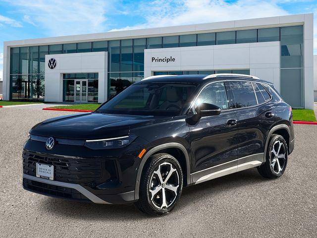 New 2026 Volkswagen Tiguan 2.0T SE