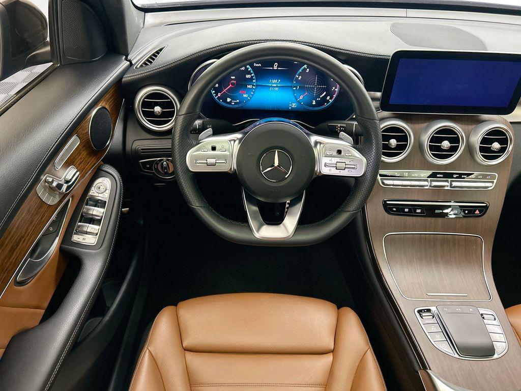 MERCEDES-BENZ GLC - 10