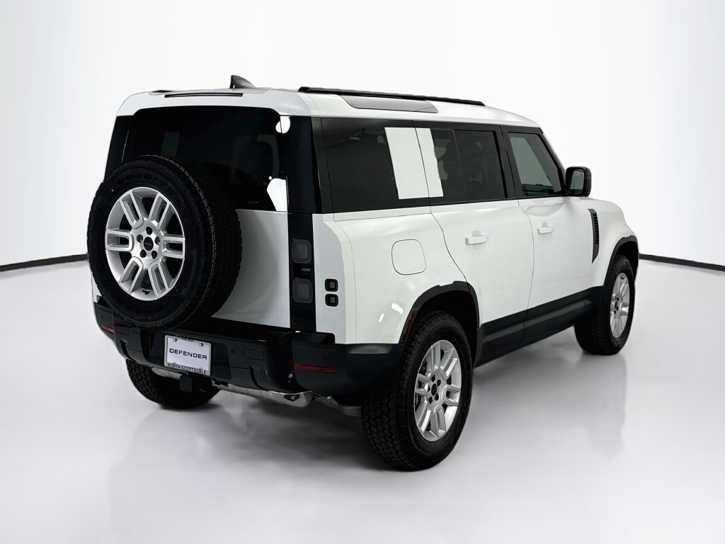 2026 LAND Rover DEFENDER S — фото 5