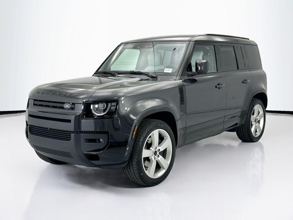 New 2026 Land Rover Defender P400 X-Dynamic SE