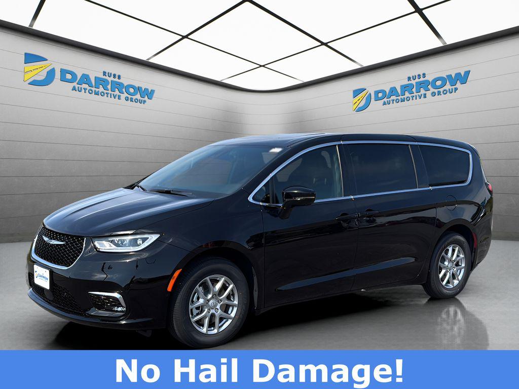 New 2026 Chrysler Pacifica L