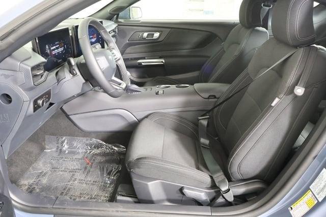 2026 FORD MUSTANG ECOBOOST 缩略图 15