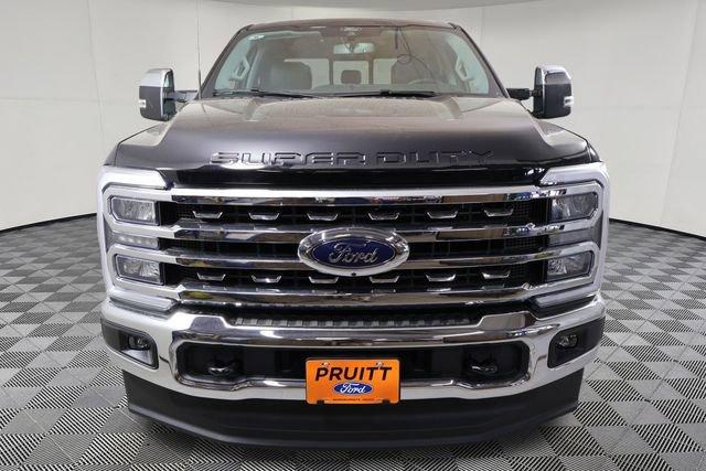 2026 FORD F-250 LARIAT photo 3