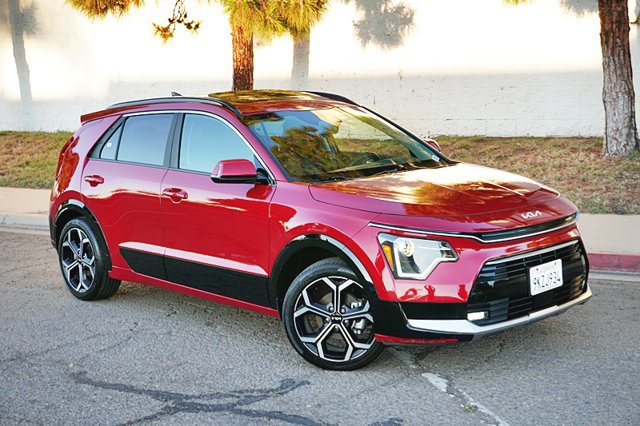 2024 Kia Niro EX Touring