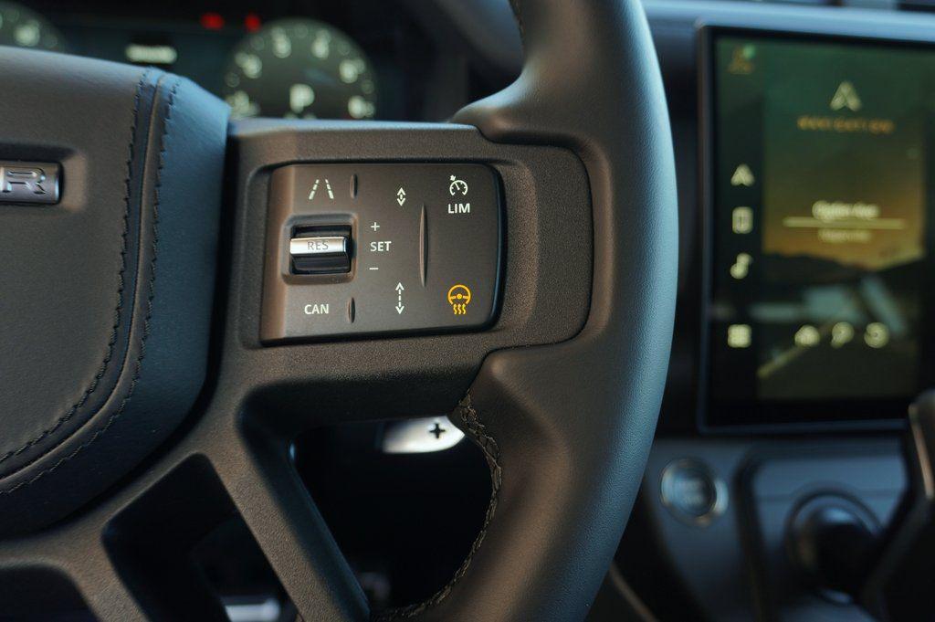 صورة مصغرة 17 لـ 2026 LAND Rover DEFENDER V8