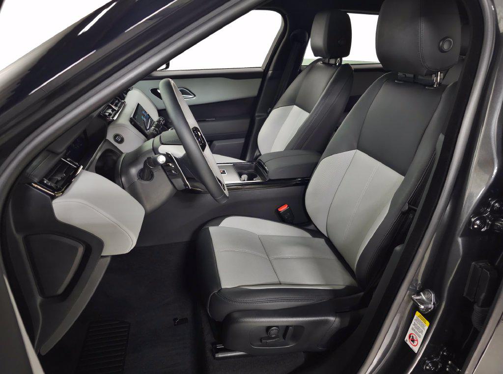 صورة مصغرة 19 لـ 2026 LAND Rover RANGE ROVER VELAR P250 SE R-DYNAMIC