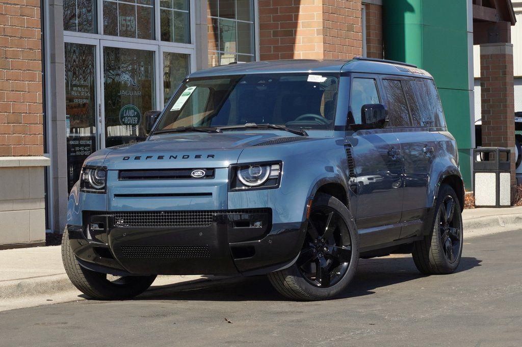 New 2026 Land Rover Defender P400 X-Dynamic SE