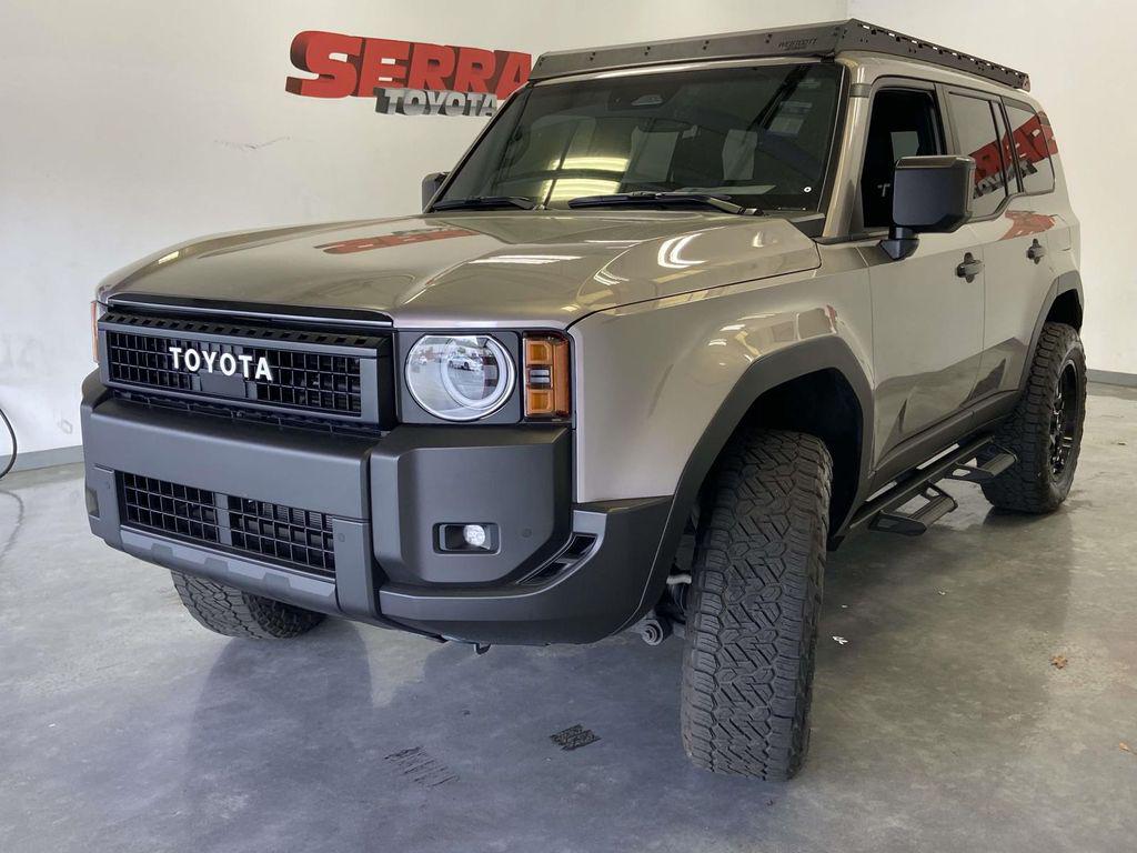 TOYOTA LAND CRUISER - 7