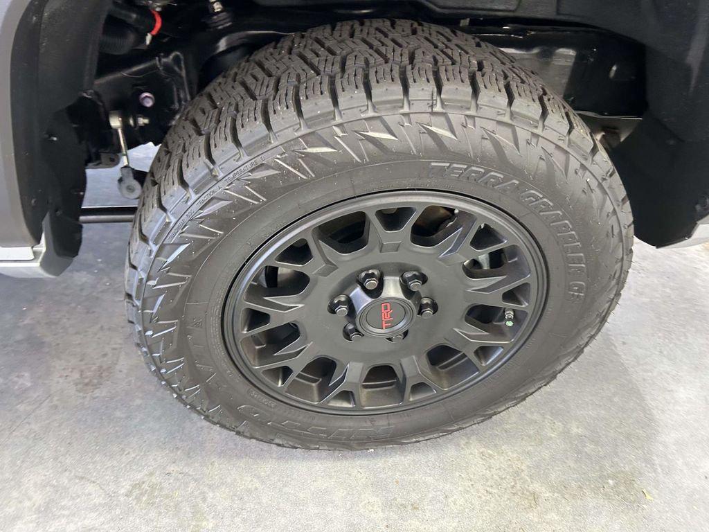 2026 Toyota 4RUNNER SR5 照片 10