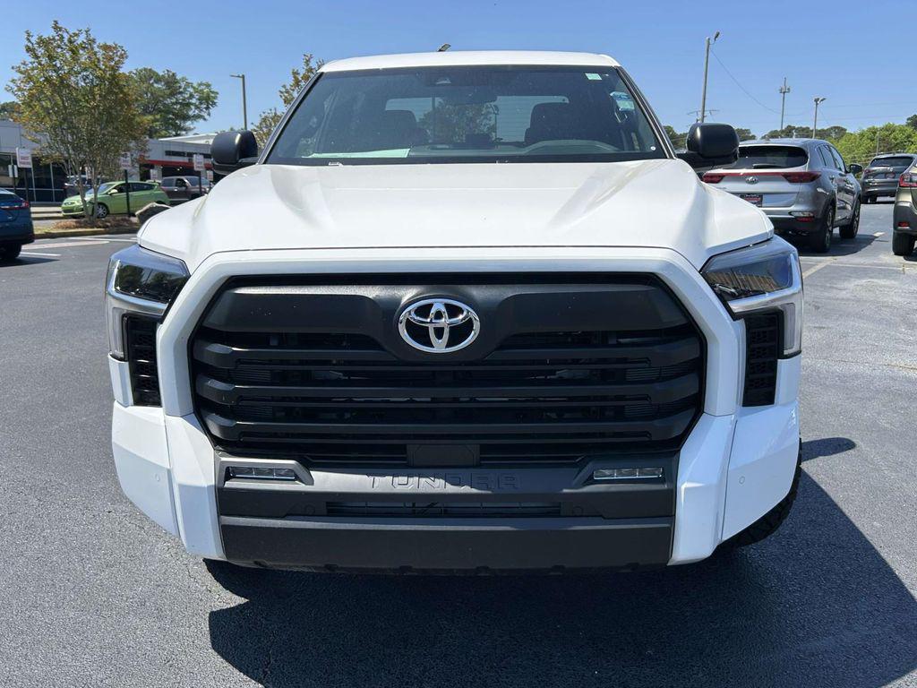 TOYOTA TUNDRA - 8