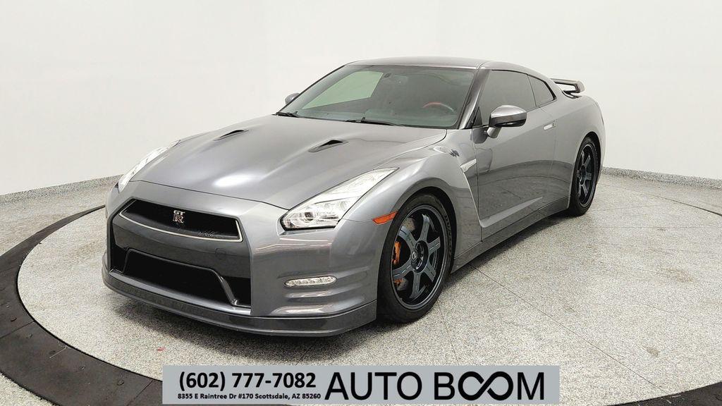 2016 Nissan GT-R