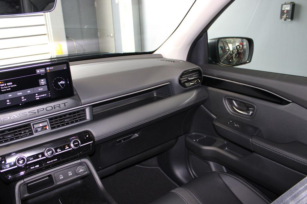2026 Honda PASSPORT RTL — миниатюра 31