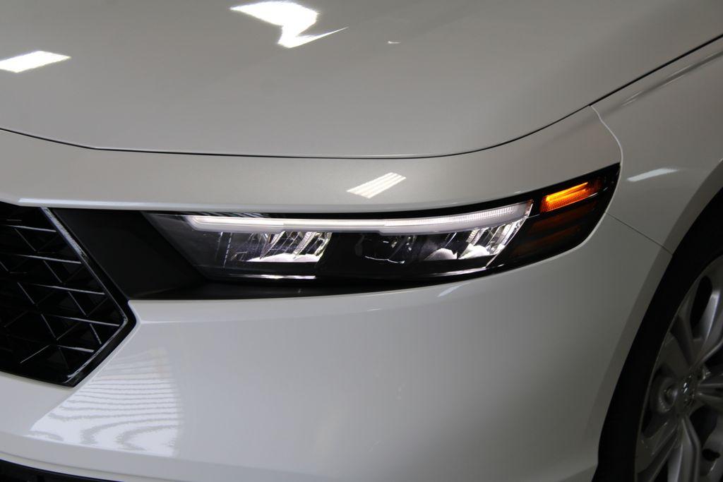 صورة 2 لـ 2026 Honda ACCORD LX