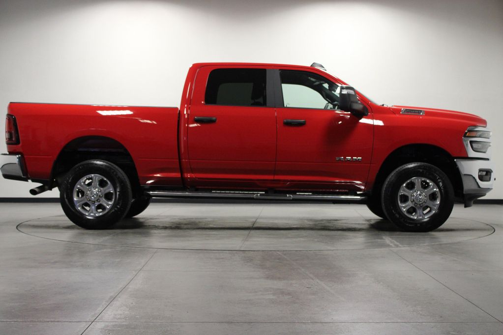 2026 RAM 2500 BIG HORN CREW CAB 4X4 6'4' BOX 照片 2