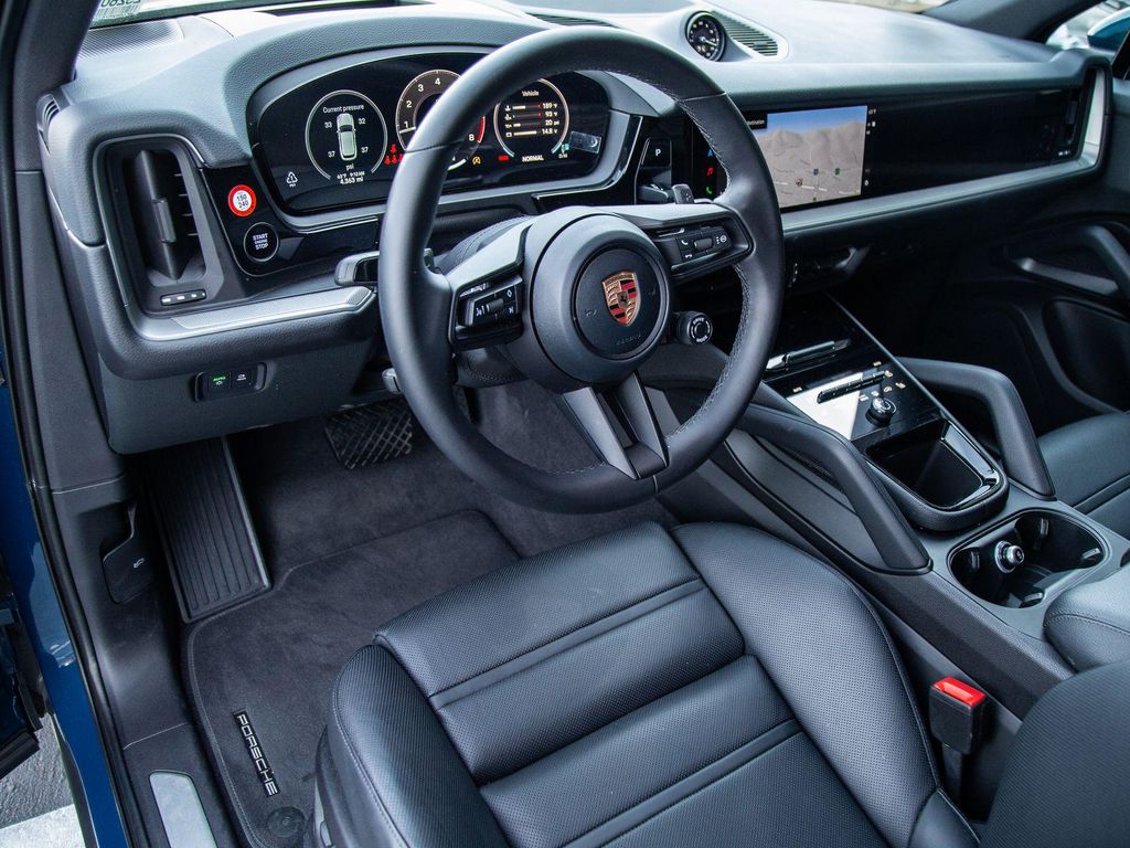 PORSCHE CAYENNE - 4
