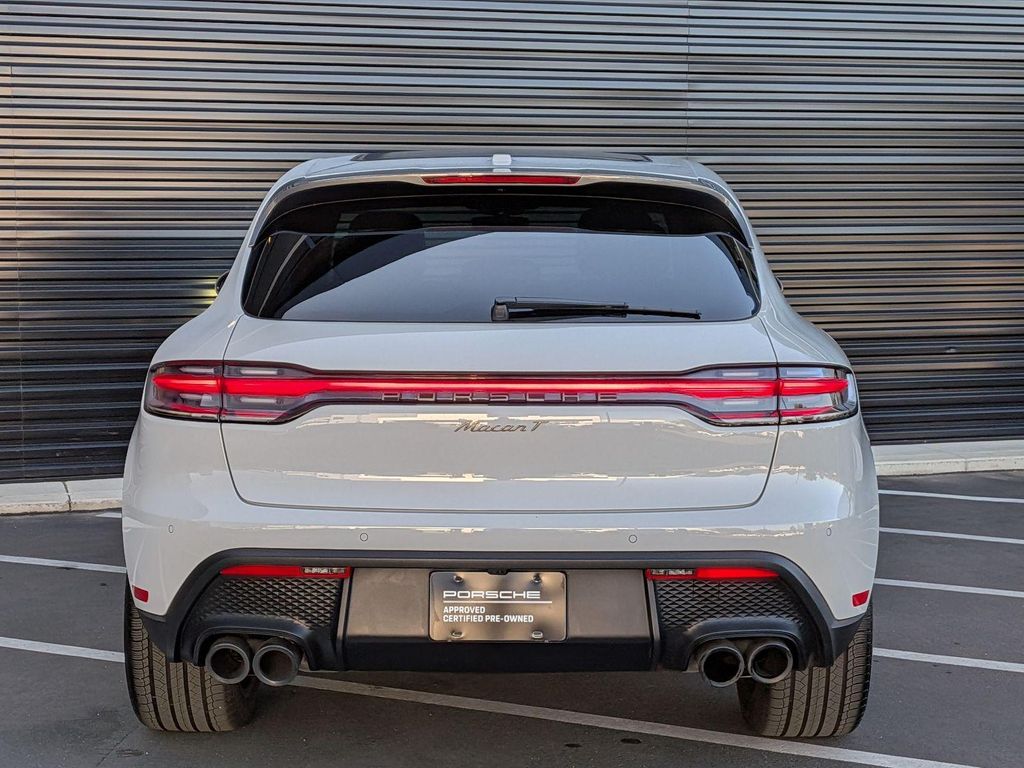 2026 Porsche MACAN T — фото 6