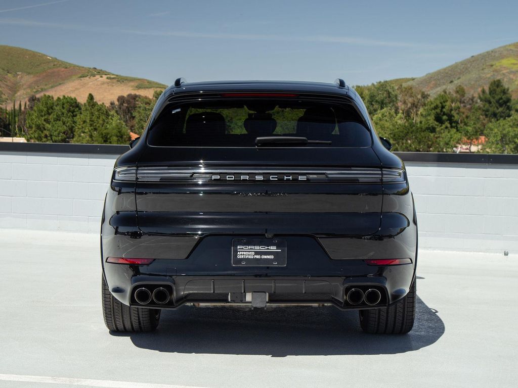 PORSCHE CAYENNE - 10