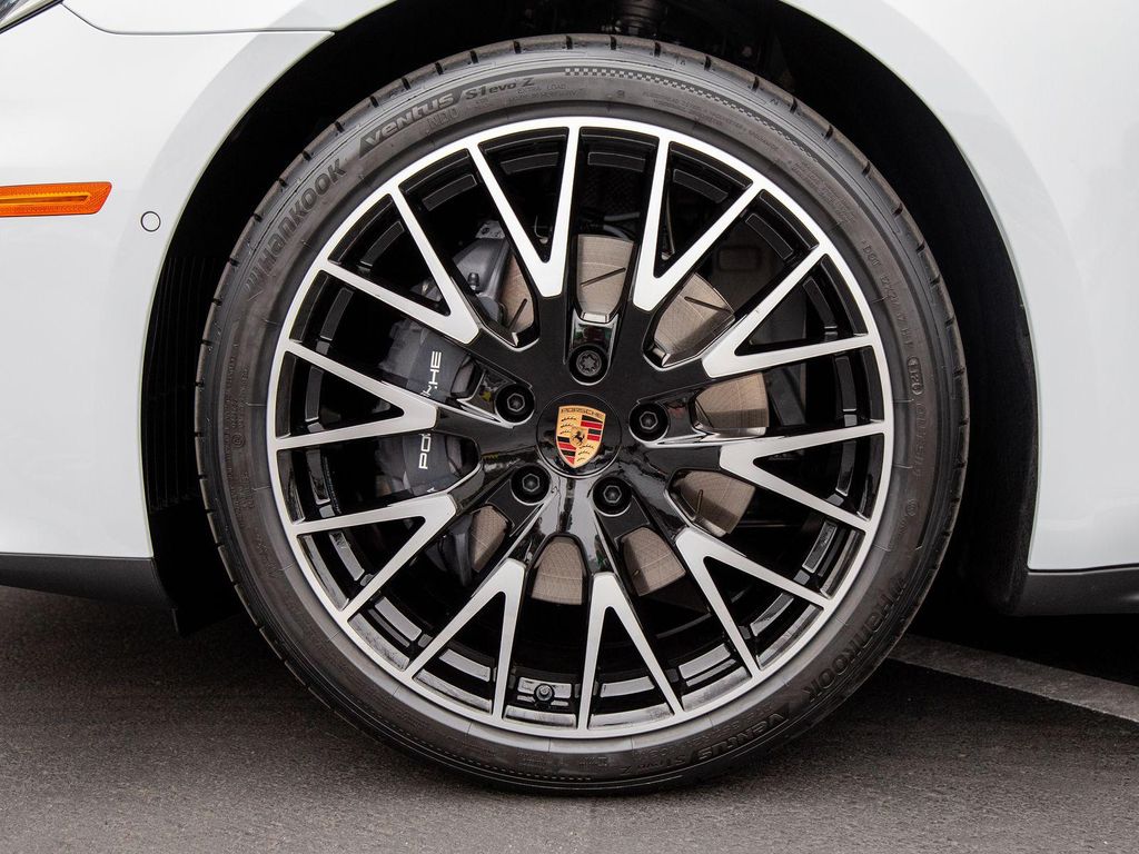 2026 Porsche PANAMERA — миниатюра 12