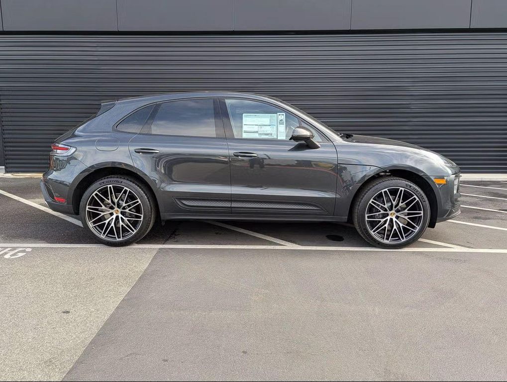 2026 Porsche MACAN — фото 8