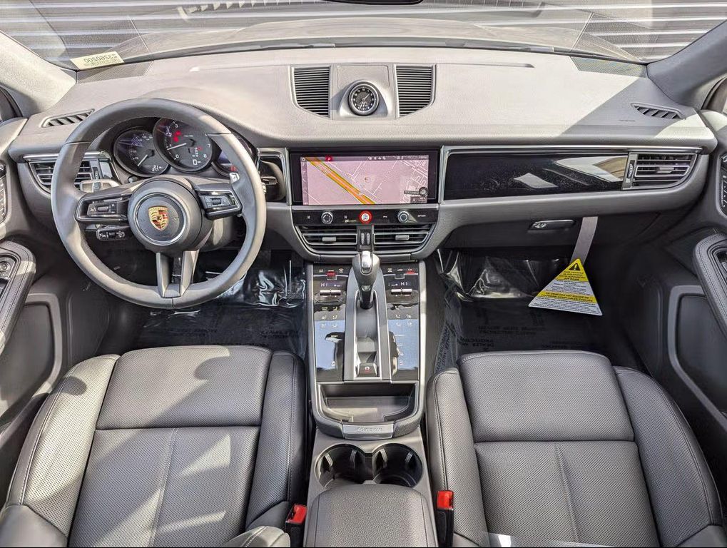 2026 Porsche MACAN — миниатюра 20