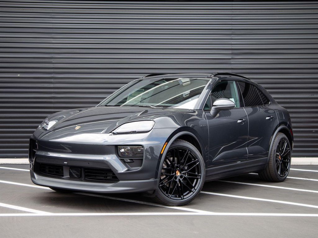 New 2026 Porsche Macan Macan Electric