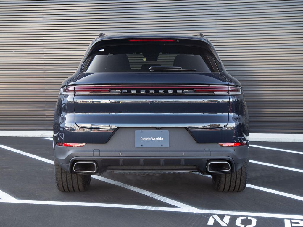 صورة 6 لـ 2026 Porsche CAYENNE
