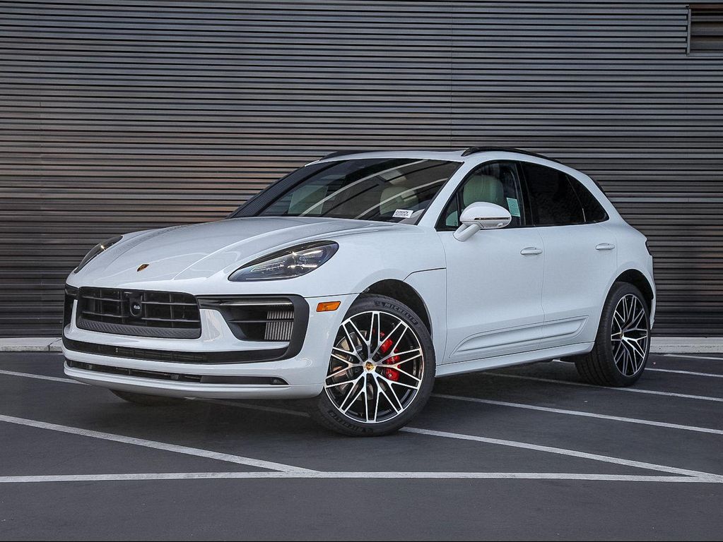 New 2026 Porsche Macan Macan