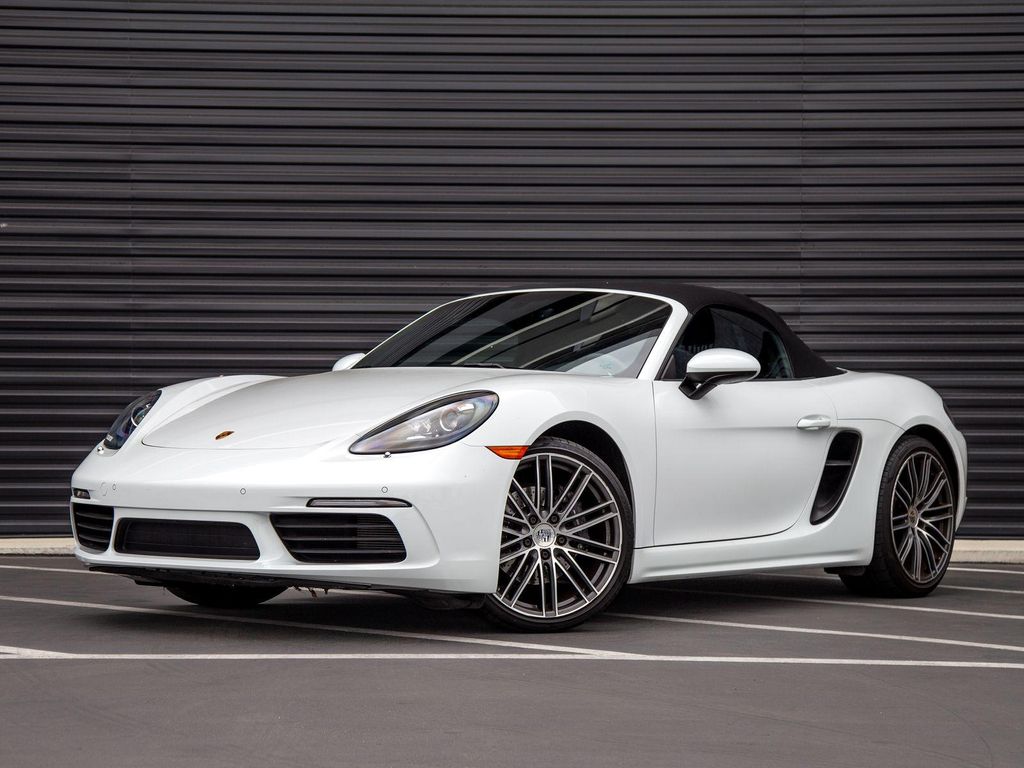 2023 Porsche 718 Boxster