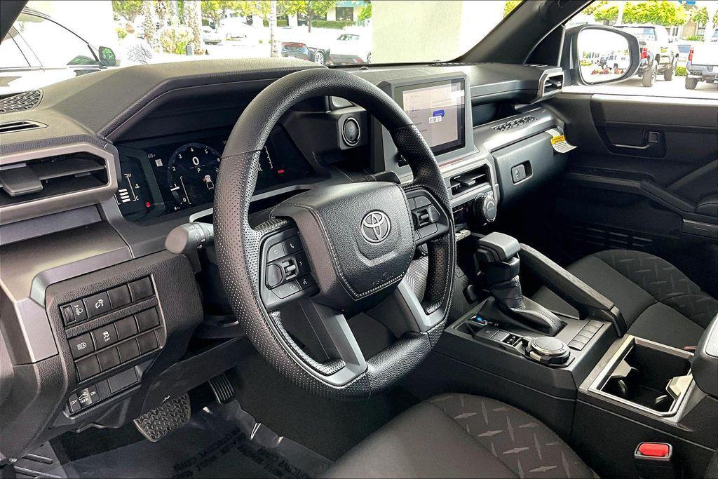 TOYOTA TACOMA - 6