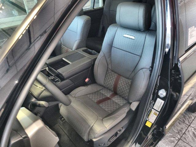 2026 Toyota SEQUOIA CAPSTONE — миниатюра 11