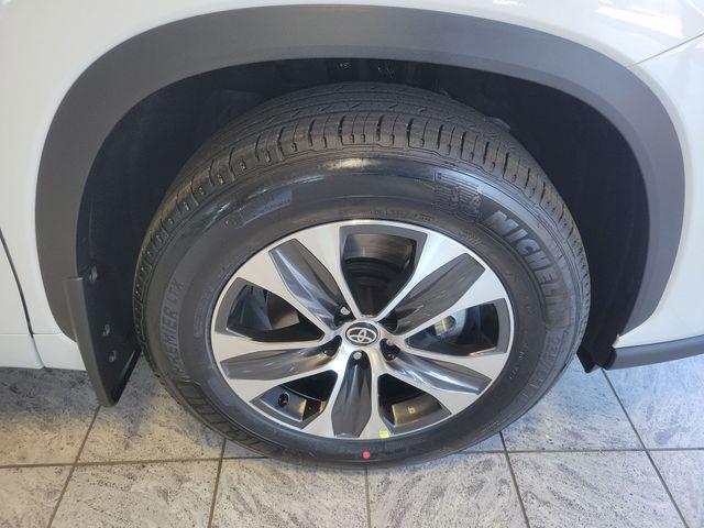 TOYOTA HIGHLANDER - 10