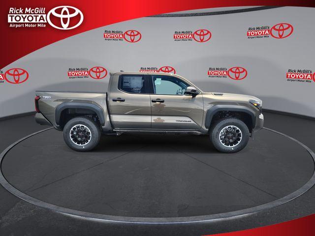 2026 TOYOTA TACOMA HYBRID TRD OFF ROAD photo 9