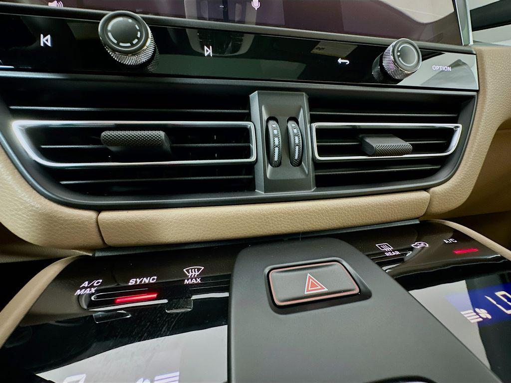 2026 Porsche MACAN 缩略图 18