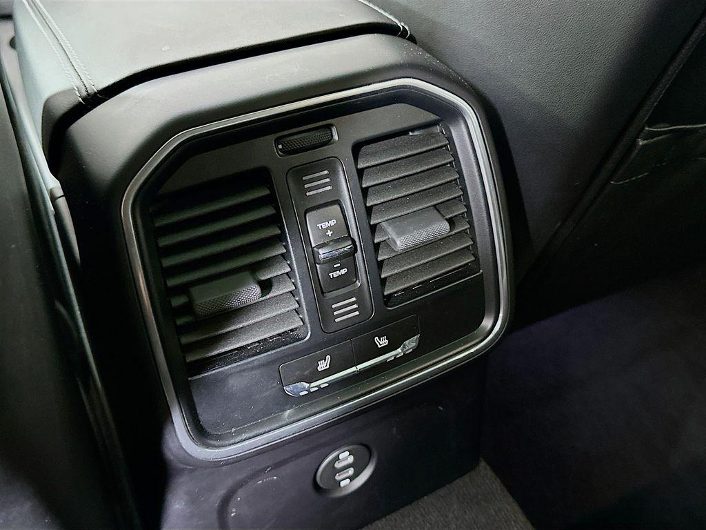 صورة مصغرة 27 لـ 2025 Porsche MACAN