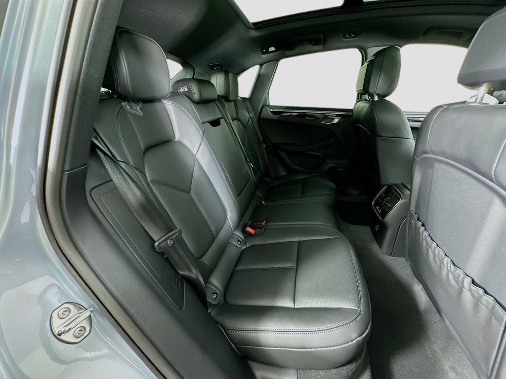 صورة مصغرة 29 لـ 2026 Porsche MACAN
