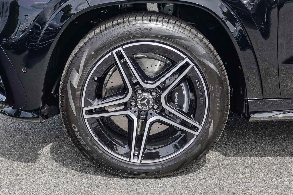 MERCEDES-BENZ GLS - 9