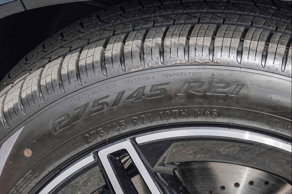 MERCEDES-BENZ GLS - 10