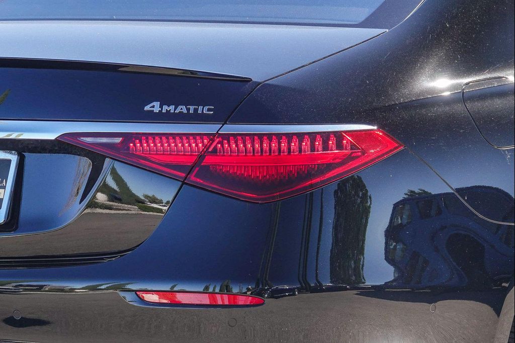 MERCEDES-BENZ S-CLASS - 7