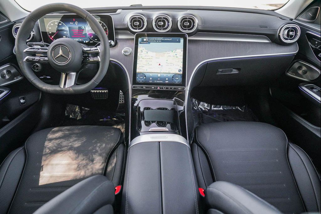 2026 Mercedes-BENZ C-CLASS — миниатюра 11