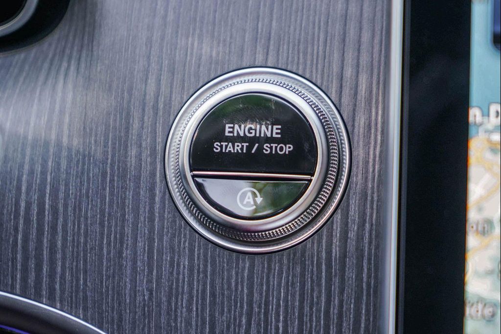 2026 Mercedes-BENZ C-CLASS — миниатюра 22