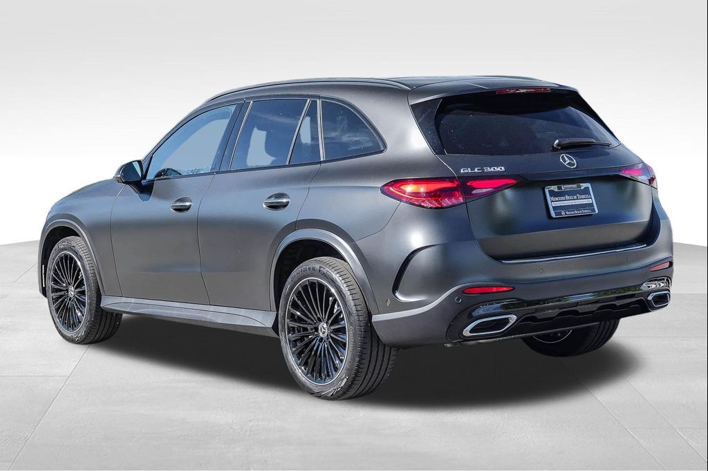 MERCEDES-BENZ GLC - 4
