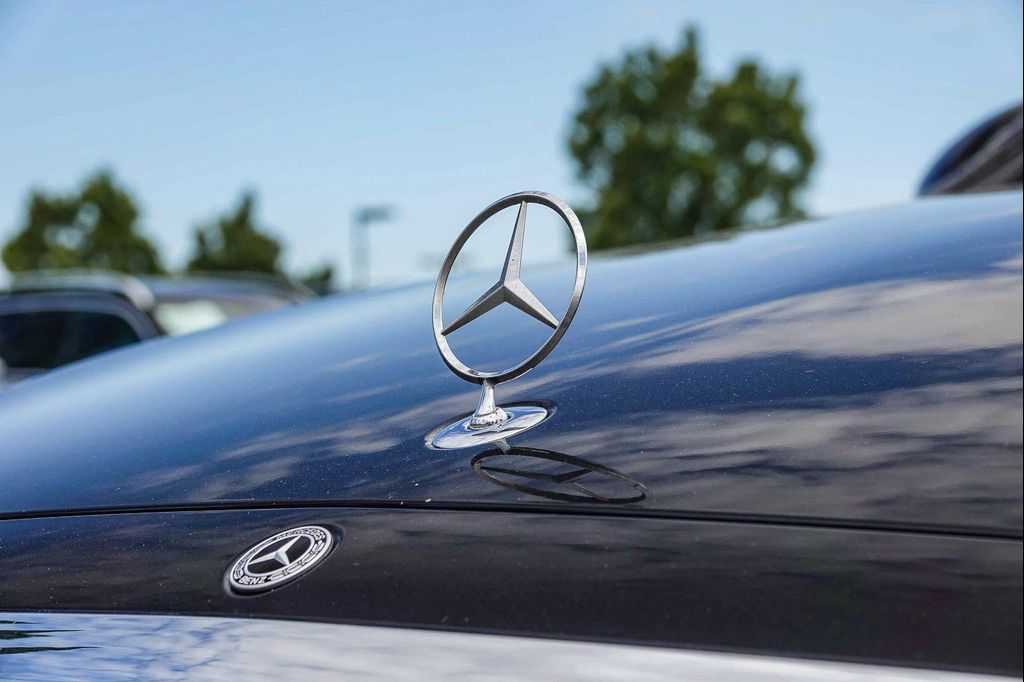 صورة 7 لـ 2023 Mercedes-BENZ S-CLASS