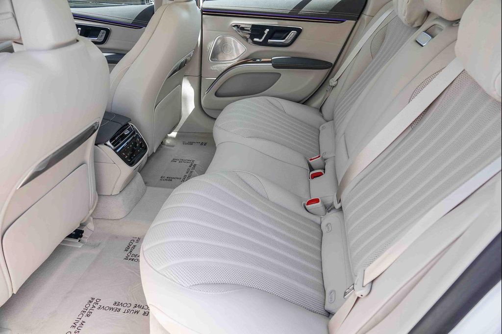 صورة مصغرة 17 لـ 2026 Mercedes-BENZ EQS