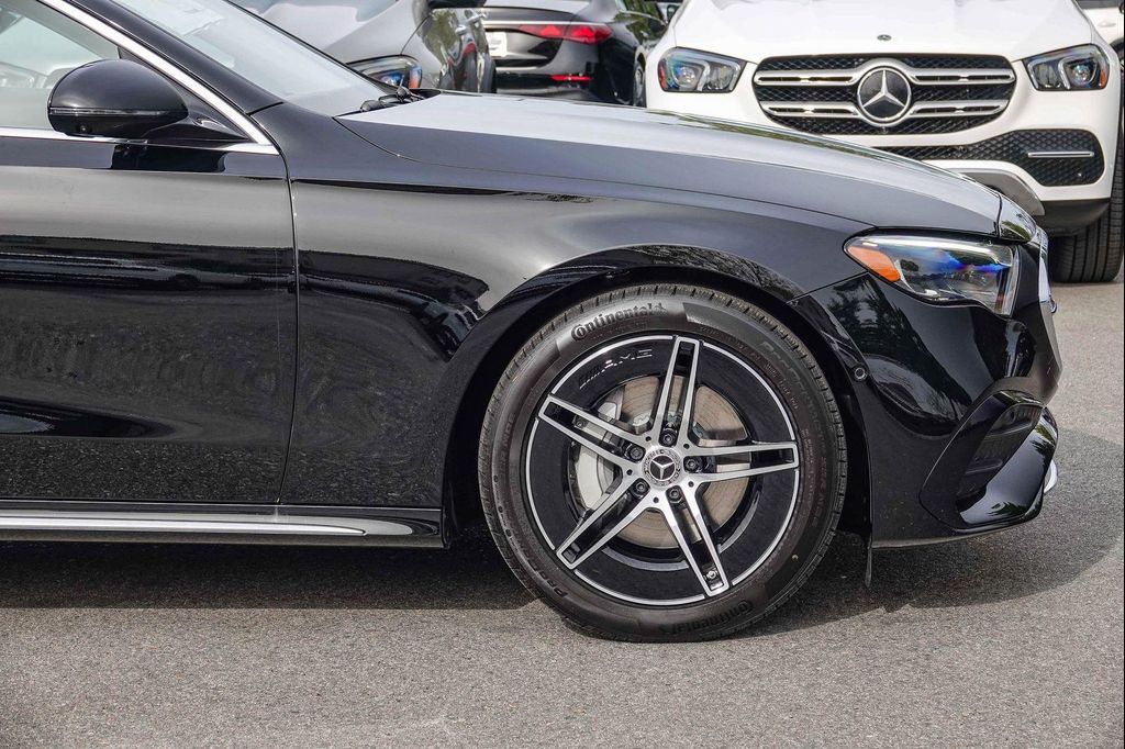 MERCEDES-BENZ E-CLASS - 9