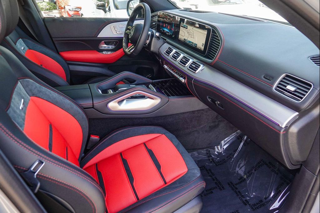 صورة مصغرة 15 لـ 2026 Mercedes-BENZ OTHERS